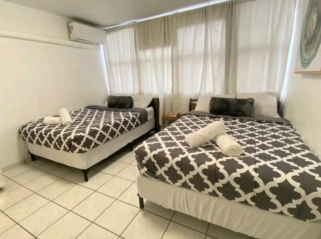 Marbella Apartments San Juan Esterno foto